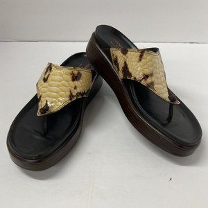 EUC Donald J. Pliner Sandals